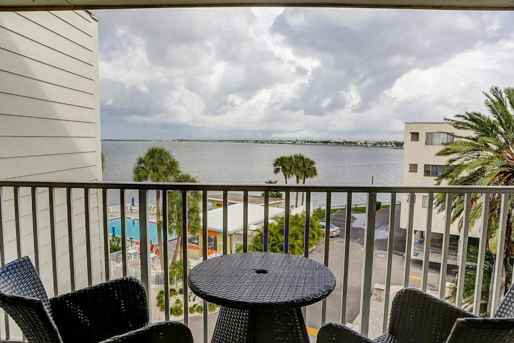 410-Gorgeous Views, Waterfront, Wifi, Pool And Close To Bucs Stadium Tampa Exterior photo